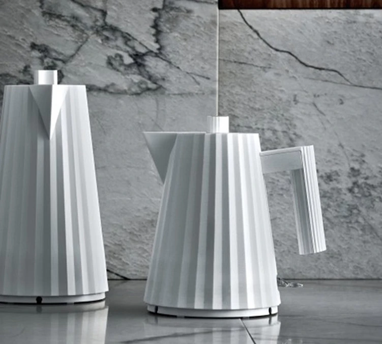 Bouilloire électrique 1L Plissé Noir MDL06/1 B - ALESSI 2 Bouilloire électrique 1L Plissé Noir MDL06/1 B - ALESSI – Image 2