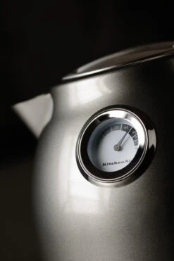 Bouilloire KitchenAid à Température Réglable - Couleur Gris Etain 1,5 L -Magasin D'Électroménager bouilloire gris etain kitchenaid