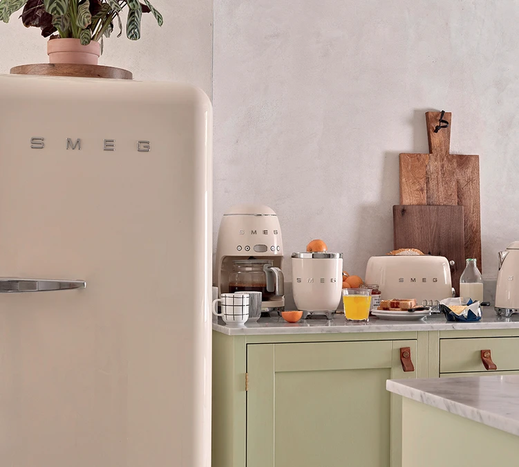 Set Petit-Déjeuner (Toaster - Cafetière Filtre - Presse Agrumes - Bouilloire) Crème - SMEG 7 Set Petit-Déjeuner (Toaster - Cafetière Filtre - Presse Agrumes - Bouilloire) Crème - SMEG – Image 7