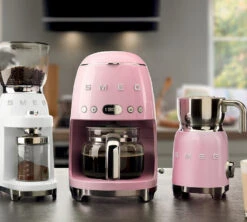 Chocolatière MFF01PKEU SMEG - Rose -Magasin D'Électroménager eg