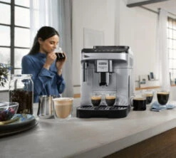 DELONGHI Magnifica EVO FEB 2931.SB Garantie 5 Ans -Magasin D'Électroménager expresso broyeur feb2931sb magnifica evo buse