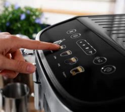 DELONGHI Magnifica EVO FEB 2931.SB Garantie 5 Ans -Magasin D'Électroménager expresso broyeur feb2942tb magnifica evo entretien 3