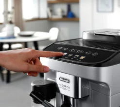 DELONGHI Magnifica EVO FEB 2961.SB LatteCrema Garantie 5 Ans -Magasin D'Électroménager expresso broyeur feb2961sb magnifica evo lateral