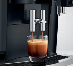 JURA S8 PianoBlack 2020 Smart Connect Inclus Garantie 3 Ans -Magasin D'Électroménager expresso broyeur s8 pianoblack extraction ambiance