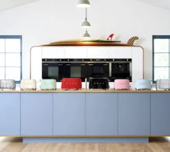 Grille-pain TSF02BLEU 4 Tranches Noir - SMEG -Magasin D'Électroménager grille pain smeg coloris