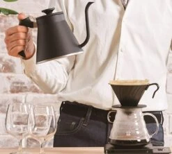 Bouilloire Versante 800 Ml Noir V60 Col De Cygne - HARIO -Magasin D'Électroménager harionoir dripper