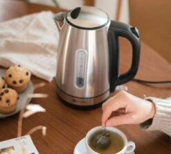 Bouilloire KT101 1.7L Inox + Verre Pylano + Offre Cadeau KOTTEA -Magasin D'Électroménager kkottea kt101 3