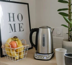 Bouilloire Kottea KT102 Température Réglable Inox 1.7L + 2 Verres Mila 25 Cl -Magasin D'Électroménager kottea kt102 3