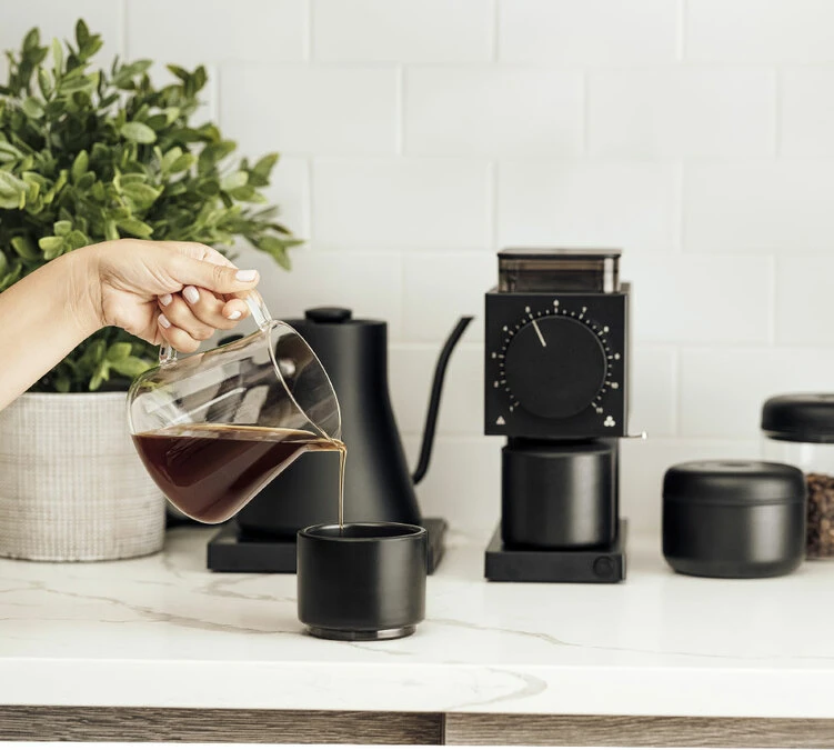 Tasse à Cappuccino - Monty Milk Art Noir Mat 19 Cl - FELLOW 8 Tasse à Cappuccino - Monty Milk Art Noir Mat 19 Cl - FELLOW – Image 8