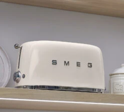 Grille-pain TSF02CREU 4 Tranches - Crème - SMEG -Magasin D'Électroménager smeg creme 2