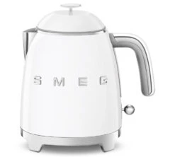 Mini Bouilloire SMEG - Blanc - KLF05WHEU 0,8 L + Offre Cadeau