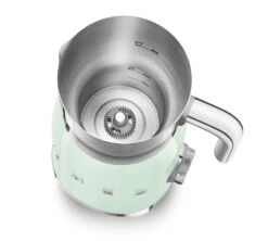 Chocolatière MFF01PGEU SMEG - Vert D'eau -Magasin D'Électroménager vert3 1